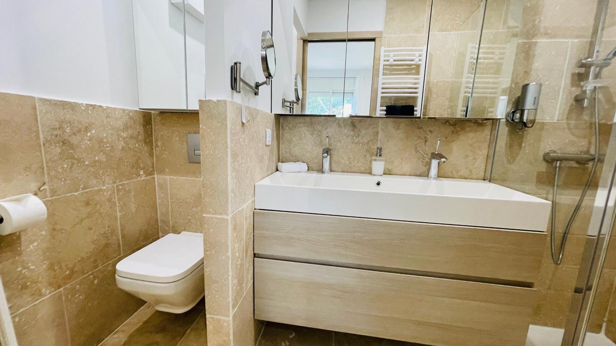 Villa Cacharelle Vue Mer Piscine 카발레르쉬르메르 외부 사진